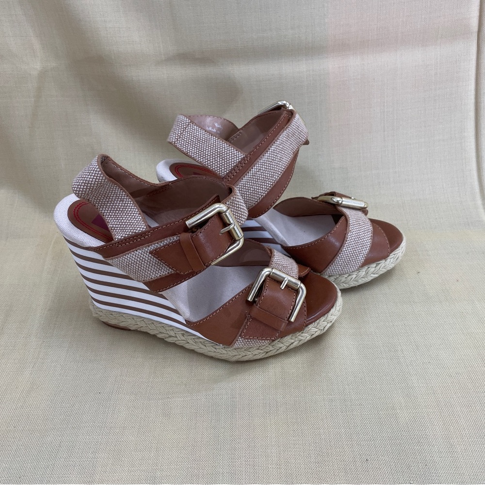 Cathy Wedges saddle Tan 4 inch heel. (Size 7)